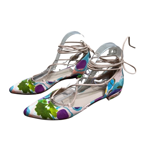 Stuart Weitzman Gilligan Flat Watercolor Print 7 1/2N - Picture 2 of 15